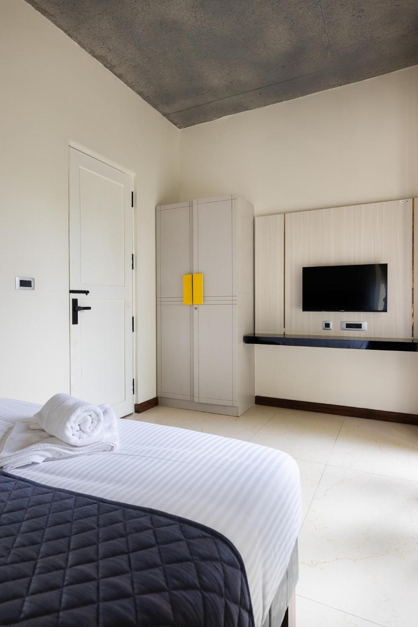The Serene Shores - Luxury Private Villa Pondicherry Bagian luar foto